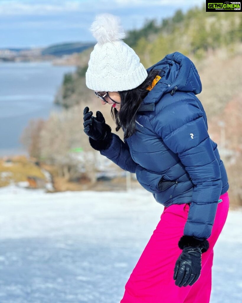 Harika Narayan Instagram - Snow Baby❄☃ . . . #myfirstsnow #sweden #natureatitsbest Stockholm, Sweden