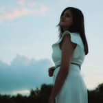 Harika Narayan Instagram - 🤍✨️ . . . PC : @sandeepkanth_12 . . @calvinklein @citizenwatchus #girlinwhite #favorite #sunsetphotography #photoshoot #love #happiness