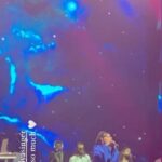 Haripriya Instagram - Hearts of harris 2.0! What a show , what an energy 🦋🧿 Thank you so much @jharrisjayaraj sir! Forever grateful.😇 I’m super Blessed to be a part of this show along with amazing singers and musicians. @malikstreams . . . #harrisjayaraj #haripriya #haripriyasinger #concert #heartsofharris #blessed #unforgettable #love #malaysia Axiata Arena