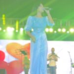 Haripriya Instagram - Adi aathi idhu enna feelu… @sastrafotohub ✨ Dress by : @_gina_couture . . . . . #Haripriya #haripriyasinger #live #music #instareels #explore #tamil #trending #dhanush #gvprakash