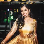 Haripriya Instagram - 🧿 Clicks by @alagaanstudios 📸✨ @distinctcommunications . . . . . #Haripriya #haripriyasinger #live #concert #concertdiaries #backstage #music #ootd #traditional #peace #instafashion #explore Axiata Arena