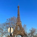 Haripriya Instagram - #Paris #cityoflove 💖 . . . . . #haripriya #haripriyasinger #travel #eiffeltower Paris, France