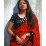 Hariprriya Instagram - Every saree tells a story 🥰 Can you read mine? #OOTD #TraditionalVibes Pics 😍 - @nsjegadeesan Chennai, India