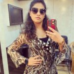 Hariprriya Instagram – Catch a glimpse 🥰

#Mirrorselfie #fridaymood