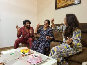 Hariprriya Instagram - Happy birthday amma ❤️ 

#happybirthday #amma #momlove