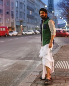 Harish Kalyan Instagram - 2022, Thank you for being so kind to me in more ways than one. Entering the New Year, as a stronger and more stable person. 

2023 is going to be lit 🔥, a promise made to myself and all of you. 

Happy happy New Year Fam! 🤗💖 

#happynewyear2023