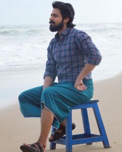 Harish Kalyan Instagram - #2023 .. Lots in store so let’s wait for it. 

நம்பிக்கையுடன் காத்திருப்போம். நல்லதே நடக்கும். 

#Diesel ❤️