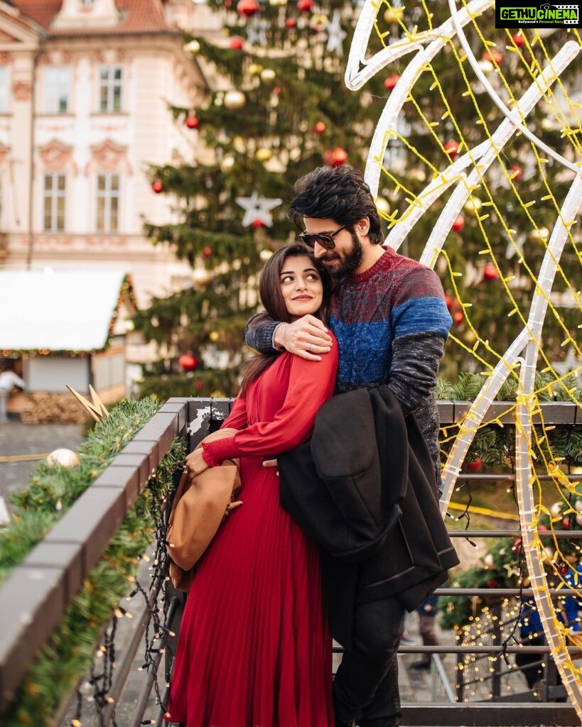 Harish Kalyan Instagram - Couldn’t have wished for a better Christmas post to greet you all. Merry merry Christmas 🎄❤