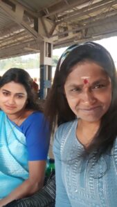 Haritha G Nair Instagram - 5 M views❤അമ്മമാരെ കൊണ്ട് നല്ലത് പറയിപ്പിക്കാൻ സാധിക്കുന്ന ഒരു നല്ല filter 😂 (അമ്മ : പിന്നേം എന്തോ കുരുത്തക്കേട് കാണിക്കുവാ ചേട്ടാ... ) അച്ഛൻ(mind voice): ഹമ്... 