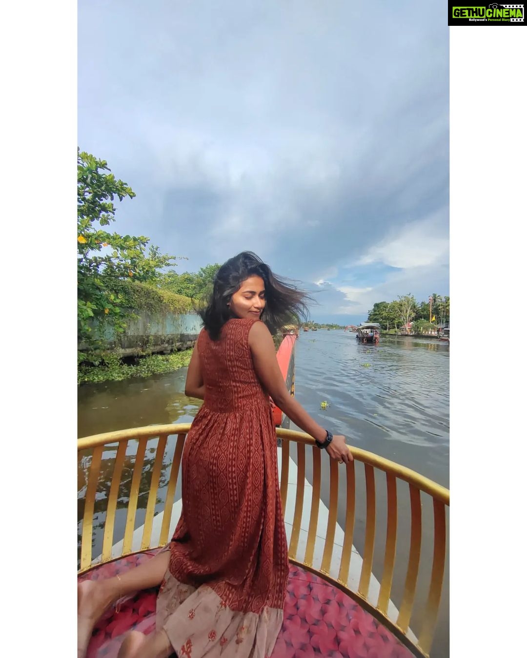 Haritha G Nair Instagram - 🍂🍂🍂 📸 : @rohith.rnair.44