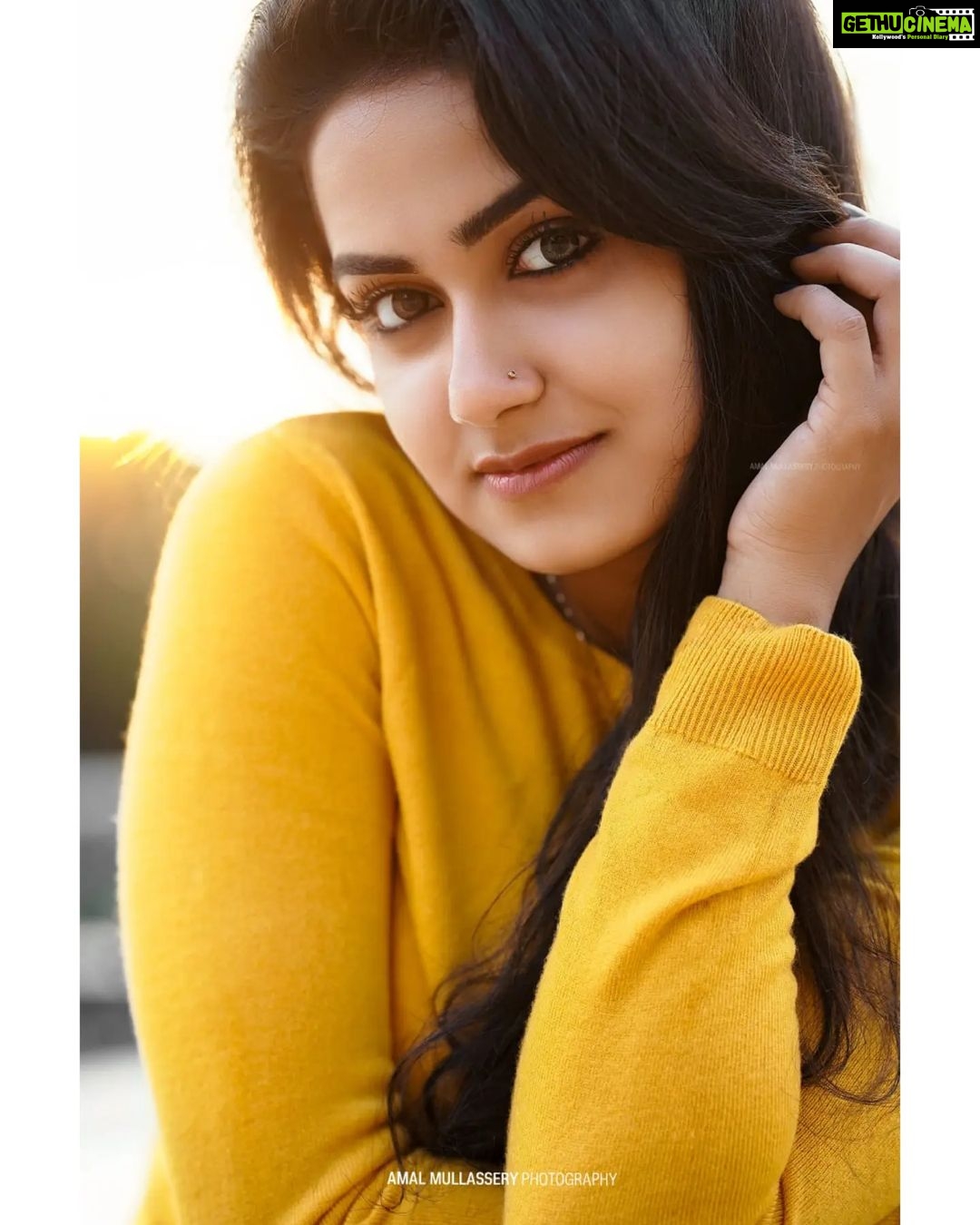 Haritha G Nair Instagram - be a love firefly🔥🦋 📸:@amalmullasserryphotography