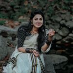 Haritha G Nair Instagram - Vishu Special🌾[B4] Costume & Ornaments👗📿 : @theertha_by_bhadra . Click by 📸:@kombanzweddingplanners . @ananthu_aj @amalmullasserryphotography @akhilkoyippurathuphotography