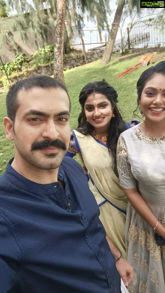 Haritha G Nair Instagram - Edo🙄...thaan🤦 @rayjanofficial @rebecca.santhosh