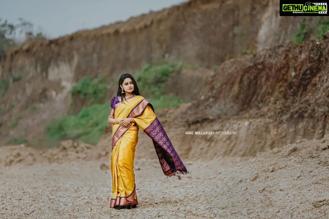 Haritha G Nair Instagram - അവൾ 🦋 . . 📸: @amalmullasserryphotography