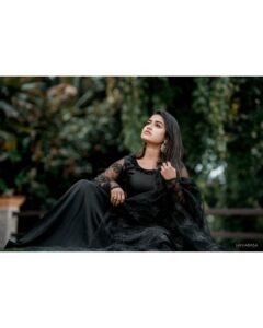 Haritha G Nair Instagram - 🖤
@navarasaweddingplanners
@Akhilkoyipurathu 
@amalmullasserryphotography photography
@rohith c menon