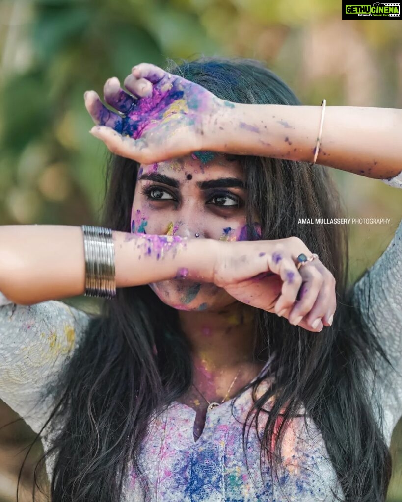 Haritha G Nair Instagram - 🪅DHULIVANDAN🪅 📸 :@amalmullasserryphotography . . #holi #happyholi #holifestival #india #festival #love #photography #instagram #instagood #colors #colours #festivalofcolors #indianfestival #holihai #holipowder #bhfyp #mumbai #holicelebration #holifest #holiday #holifestivalofcolours #color #happy #festivalofcolours #k #like #fun #diwali #official #holiparty