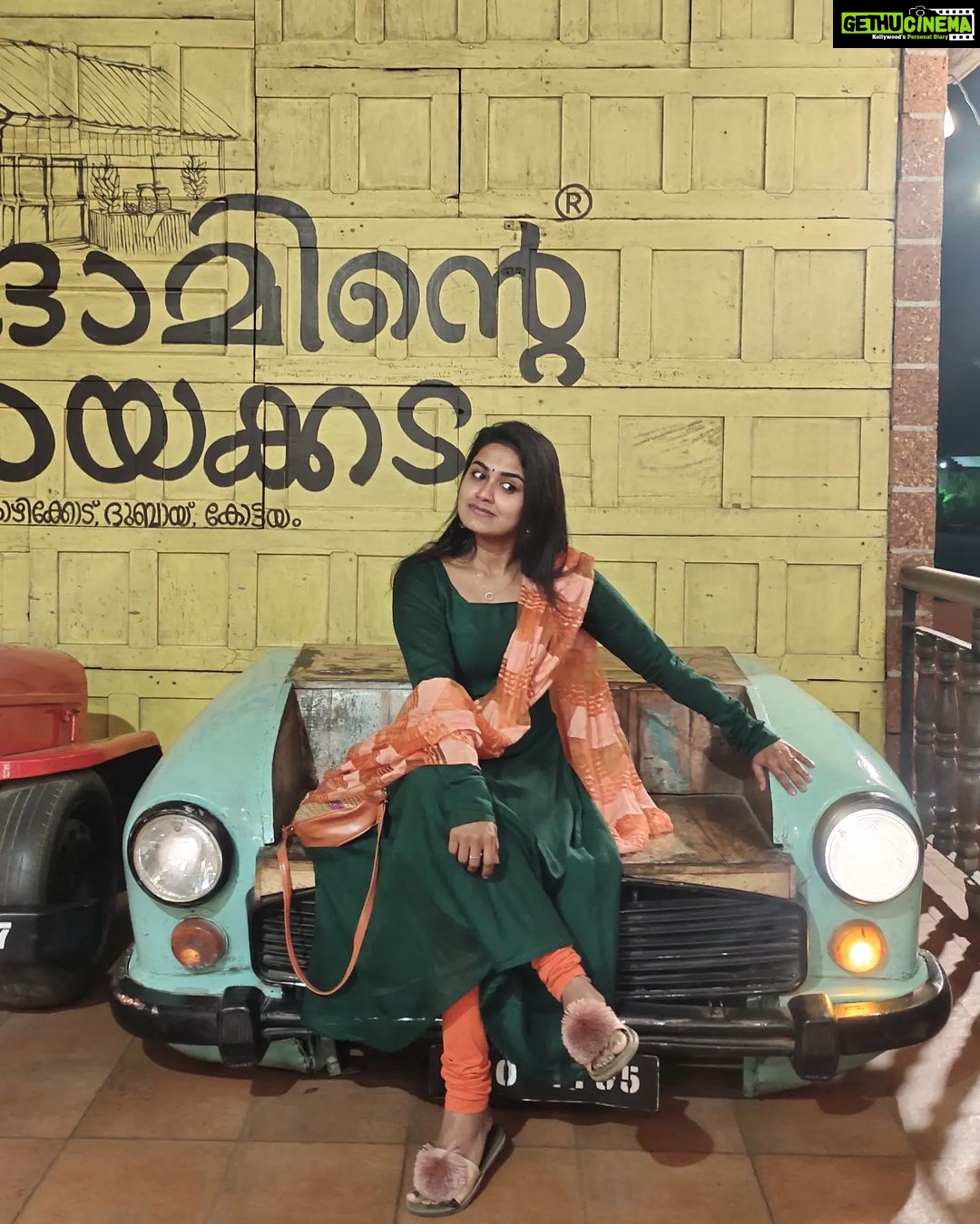 Haritha G Nair Instagram - Looking for ആ and ചാ?!!!😜