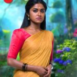 Haritha G Nair Instagram - Shyamambaram | February 6th onwards | Mon-Fri | 9 PM | Zee Keralam സ്വന്തം കഴിവുകളെ മറ്റൊരാൾക്കായി സമർപ്പിച്ച പെൺമനസിന്റെ കഥയുമായി ശ്യാമാംബരം ഉടൻ ആരംഭിക്കുന്നു. മറക്കാതെ കാണുക ഫെബ്രുവരി 6 മുതൽ തിങ്കൾ മുതൽ വെള്ളി വരെ രാത്രി 9 മണിക്ക് നമ്മുടെ സ്വന്തം സീ കേരളം ചാനലിൽ #shyamambaram #ZeeKeralam #NeithedukkamJeevithaVismayangal #ZeeKeralamHD #ZeeKeralamOnMyTv #ZKPromos #NewLaunchonZk #ShyamambaramonZK Watch Anytime, Anywhere on ZEE5 - https://zee5.onelink.me/RlQq/fmalDownloadZEE5App
