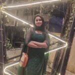 Haritha G Nair Instagram - 2:50 AM🌌 Pic By 📸 : @rohith.rnair.44 ചെണ്ടപുറത്തു കോല് കൊട്ടുന്ന ഒച്ച കേട്ടാൽ പിന്നെ ആങ്ങളയും പെങ്ങളും ആനക്ക് പിന്നാലെ ഓടും എന്ന അമ്മയുടെ പുതിയ ഡയലോഗ് ജനിക്കാൻ കാരണക്കാരനായ എന്റെ സാരഥി Mr. Rohith Ser✌🏻