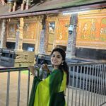 Haritha G Nair Instagram - 🙏🏻🙏🏻🙏🏻😇 📸: @rohith.rnair.44 Guruvayoor Sri Krishna Temple