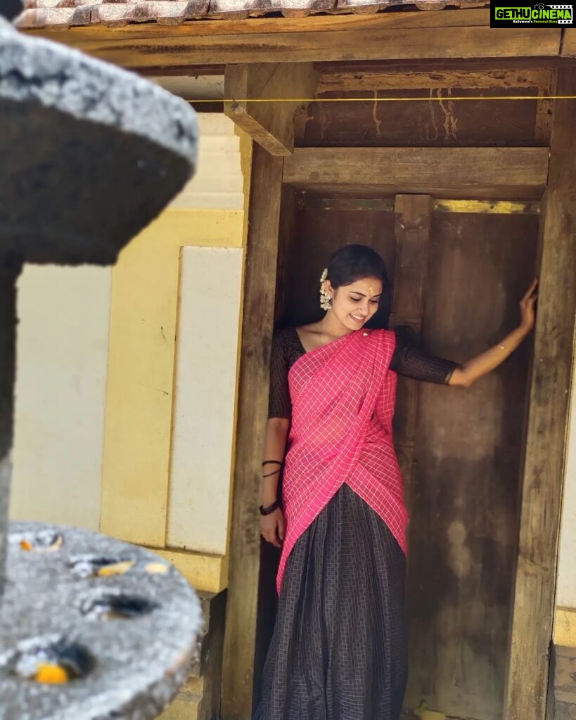 Haritha G Nair Instagram - Some "tooo much nadan" vibes coming soon❤Ali... Checkout last 3 pics 📸: @rohith.rnair.44