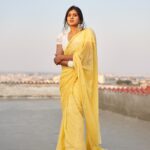 Hebah Patel Instagram – Sareeeee Nari!!! Majorly lately!! 👗: @officialanahita @suta_bombay 
👠 : @septembershoes
💄: @makeupbyramakrishna @vijjireddyskht 
📸 : @kalyanyasaswi