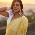 Hebah Patel Instagram - Obviously not candid!