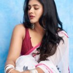 Hebah Patel Instagram - 🥤🥤