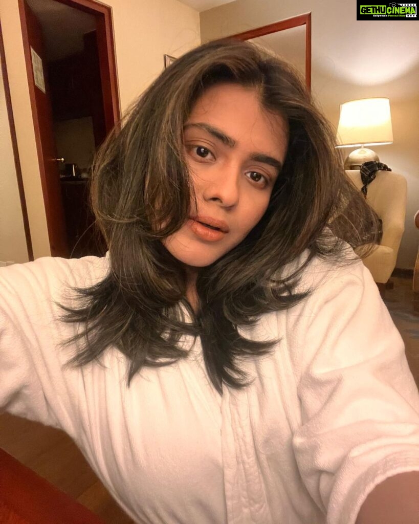 Hebah Patel Instagram - A very mini/ very timepass Sri Lanka 💩 Colombo, Sri Lanka