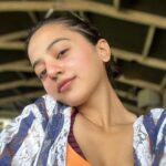 Helly Shah Instagram - Long time no selfie 🌝