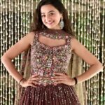 Helly Shah Instagram - 💝 Wearing this gorgeous piece by @lapink_by_knareshkumar ✨