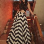 Helly Shah Instagram - Leaving a little sparkle wherever I go 🌟 📸 @ashish_sawant__ 🙍🏼‍♀️ @style_deintrepide 🎥 @itspkofficial_studio 👗 @ranbirmukherjeeofficial 💇‍♀️ @amuthevar
