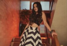 Helly Shah Instagram - Leaving a little sparkle wherever I go 🌟 📸 @ashish_sawant__ 🙍🏼‍♀️ @style_deintrepide 🎥 @itspkofficial_studio 👗 @ranbirmukherjeeofficial 💇‍♀️ @amuthevar