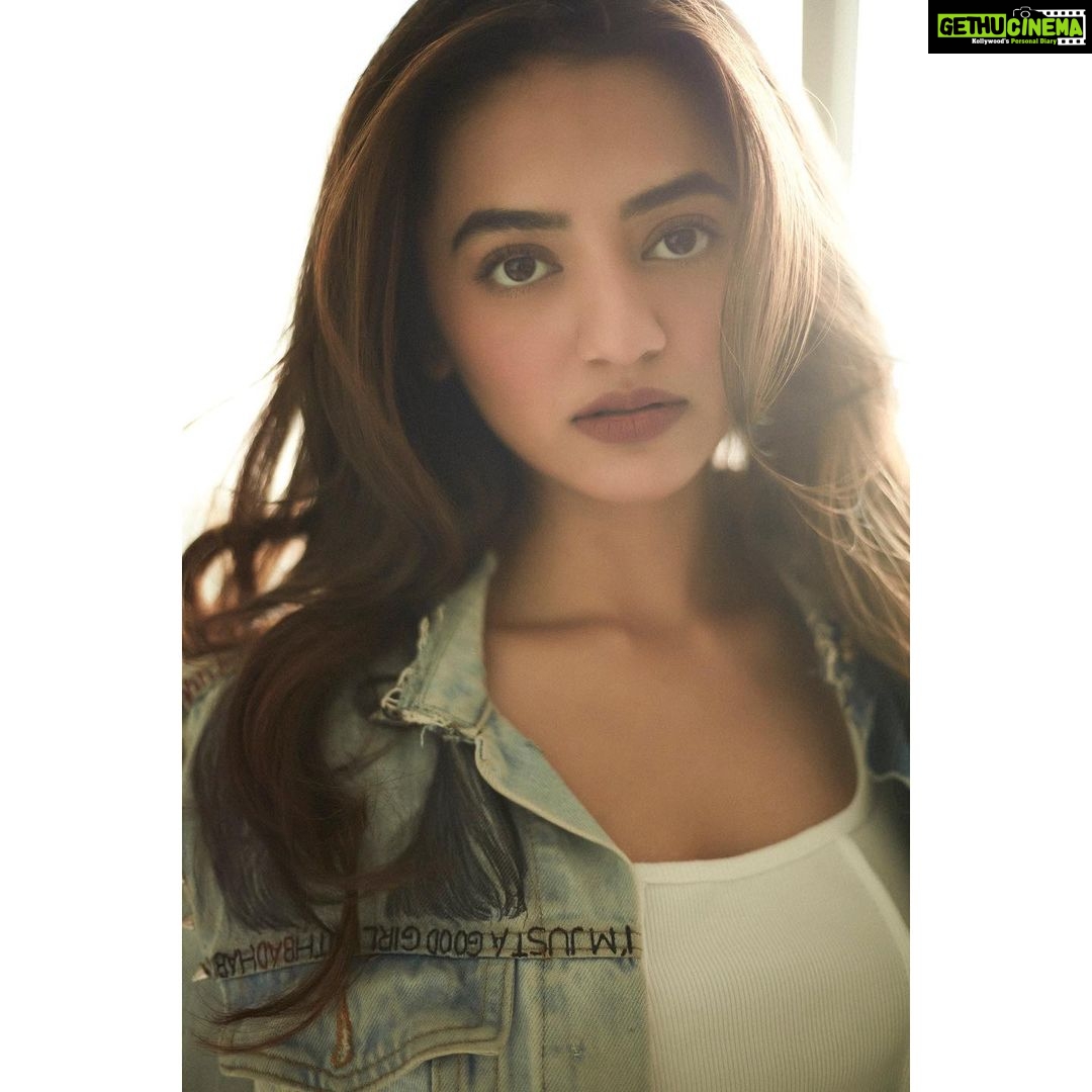 Helly Shah Instagram - 📸- @shivamguptaphotography Styled by @natashaabothra Corset @madaboutfashion_kejal Jacket - @gandibilli