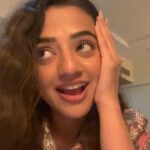 Helly Shah Instagram - #ad The only CONSTANT to get me through a super long day . Maybelline Superstay Matte Ink . Shade ~ Lover @maybelline_ind @amazonfashionin #SuperStayAllDay #MaybellineIndia #MaybellineMakeup #LongWear #TransferProof #SmudgeProof #LiquidLipstick #Lipstick
