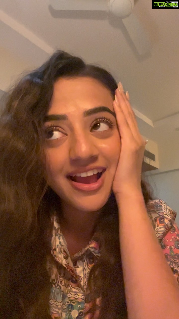 Helly Shah Instagram - #ad The only CONSTANT to get me through a super long day . Maybelline Superstay Matte Ink . Shade ~ Lover @maybelline_ind @amazonfashionin #SuperStayAllDay #MaybellineIndia #MaybellineMakeup #LongWear #TransferProof #SmudgeProof #LiquidLipstick #Lipstick