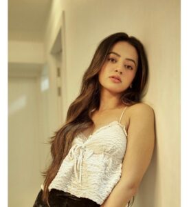 Helly Shah Instagram - 🌟