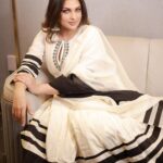 Himanshi Khurana Instagram - Outfit @suidhaagabyshweta Jewellery @urbanmutiyar Mua @kashish_art 📸 @himanshukhurana1