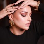 Himanshi Khurana Instagram - Mua @kashish_art Hair @krishna.hairstylist 📸 @himanshukhurana1