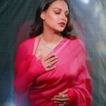 Himanshi Khurana Instagram – SS beauty by Shoppers Stop store launch 

Outfit @houseofmasaba 
Jewellery @urbanmutiyar 
Mua @kashish_art 
Hair @hairbyramacoiffeur 

📸 @himanshukhurana1