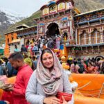 Himanshi Khurana Instagram - PoV : you are on chaar dham yatra Badrinath Dham