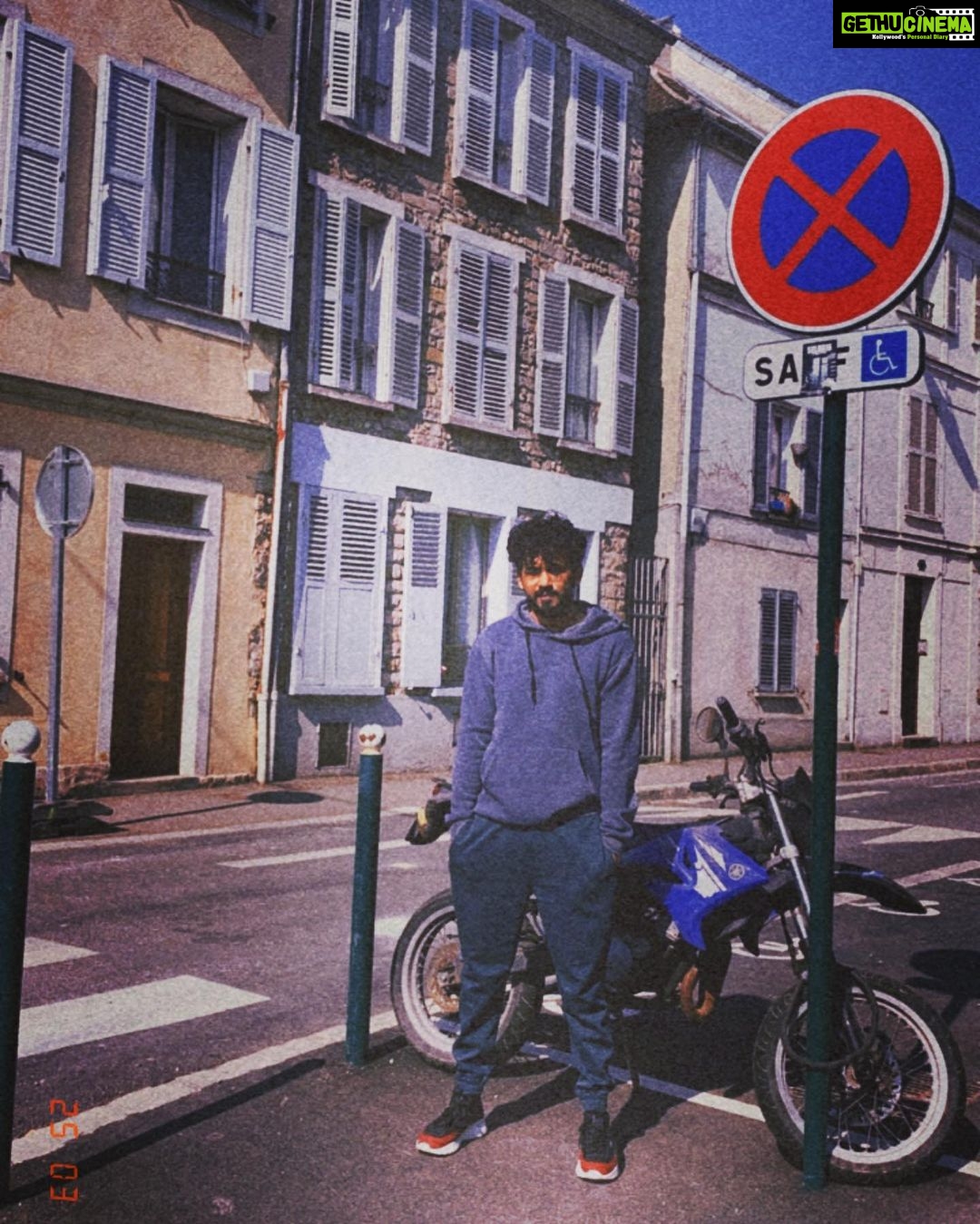 Hiphop Tamizha Instagram - Making moves in silence ! Fontainebleu