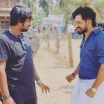 Hiphop Tamizha Instagram – To the brother who pushes me beyond my limits – இன்று பிறந்தநாள் காணும், என் அன்பு தம்பி @aswinfilm க்கு, இனிய பிறந்தநாள் நல்வாழ்த்துகள் 🥳 May all you wish for, come true ❤️ Love you my bro ❤️ Happy Birthday 🎂