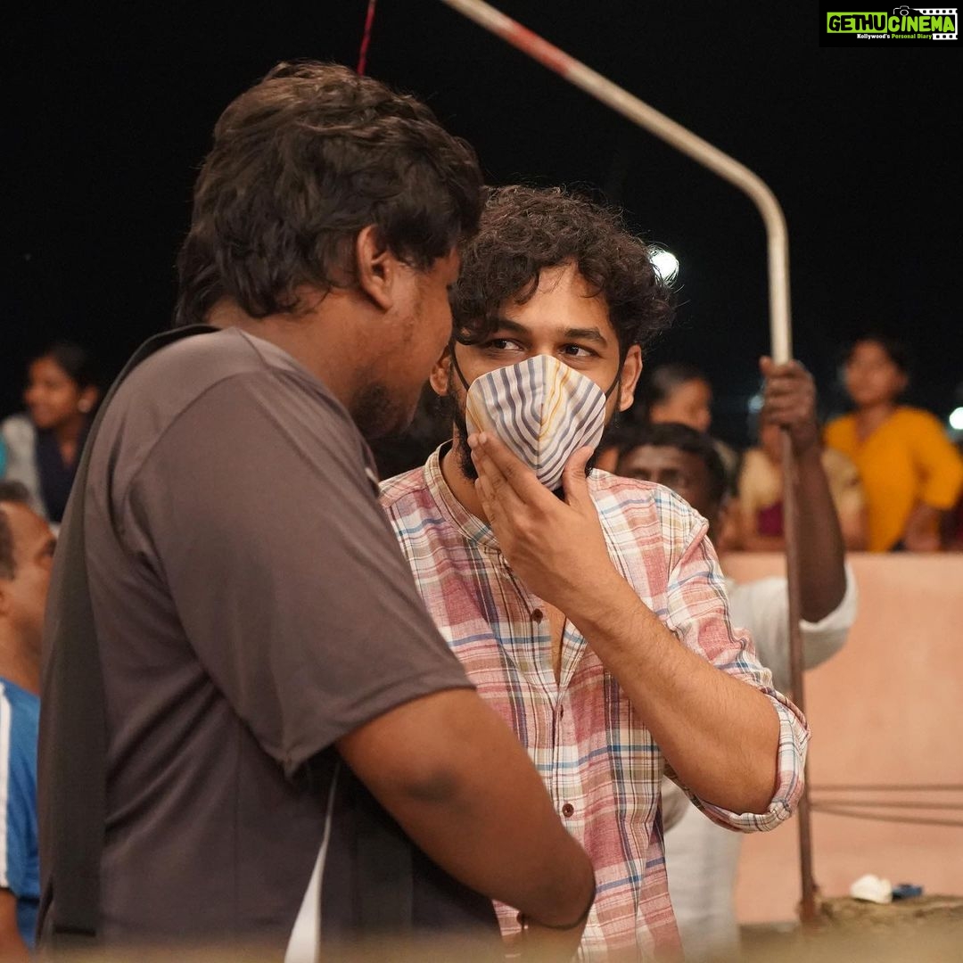 Hiphop Tamizha Instagram - Sivakumar will introduce his chitappa today at 7pm with an update of the next single from #sivakumarinsabadham - Guess who ? @sathyajyothifilms #indierebels @thinkmusicofficial