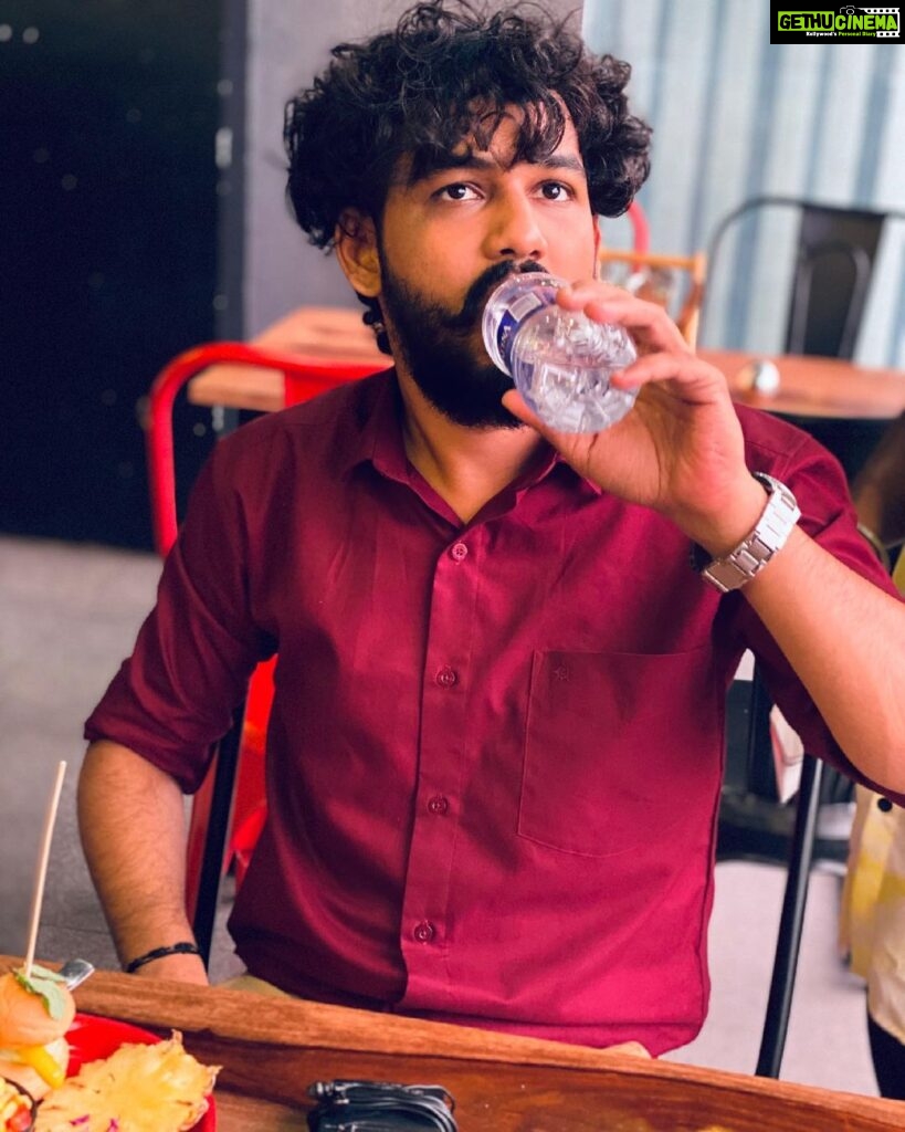 Hiphop Tamizha Instagram - 1 day, 1 lakh likes, 1 million Views & number 1 on most streaming platforms. Will introduce my Chitappa next week in our next single, until then Drink Water, Stay Hydrated 🤟🏻 - அன்புடன் Sivakumar aka Butterfly Mandayan aka Colour Kozhi 🙏🏻😁
