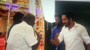 Hiphop Tamizha Instagram - Everyday on the sets of #natpethunai, we used to have so much fun with thatha. “நான் இருக்க வரைக்கும் நடிச்சிட்டே இருக்கனும்” , என்று அடிக்கடி சொல்வார். This was when he left Single Pasanga shoot, late in the night. We were all tired, but he was full of enthusiasm. He was so passionate about acting. R.I.P Chelladurai thatha ❤️