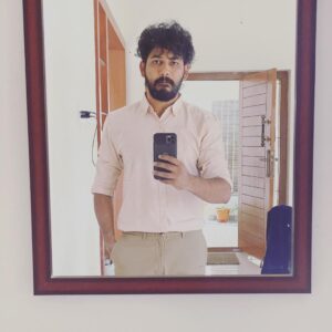 Hiphop Tamizha Instagram - Tuck in before you go to class 💁🏻‍♂️ #doctoratelife #parentsneverchange 😁