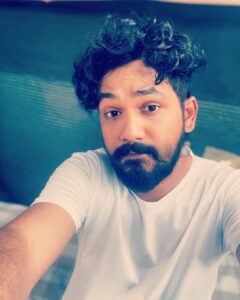 Hiphop Tamizha Instagram - Romba naal aachu selfie eduthu 🤷🏻‍♂️ selfies when im on #workworkwork 😎 #shootmode