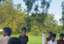 Hiphop Tamizha Instagram - If you were a 90s kid and you went to your தாத்தா - பாட்டி ஊரு for the vacations, then you’ll know spinning a bambaram issa vibe 😁🤟🏻 tag your “Bambaram” mate 😆😄🤟🏻 Super memories from the #Veeran shooting spot 😁❤️ #veeran
