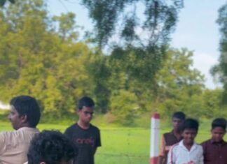 Hiphop Tamizha Instagram - If you were a 90s kid and you went to your தாத்தா - பாட்டி ஊரு for the vacations, then you’ll know spinning a bambaram issa vibe 😁🤟🏻 tag your “Bambaram” mate 😆😄🤟🏻 Super memories from the #Veeran shooting spot 😁❤️ #veeran